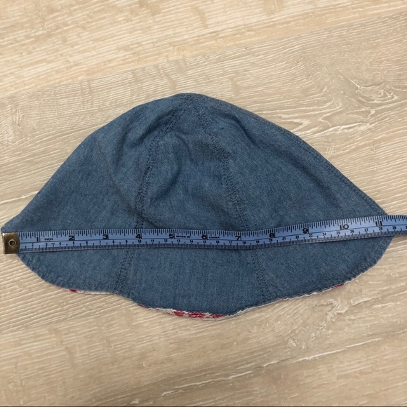 Girl Tommy Hilfiger Reversible Chambray Bucket Hat - Picture 5 of 7
